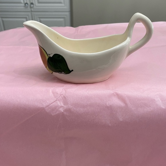 VTG HAND PAINTED TONI RAYMOND POTTERY SAUCE BOAT AND UNDER PLATE FRUIT MOTIF - Picture 5 of 10